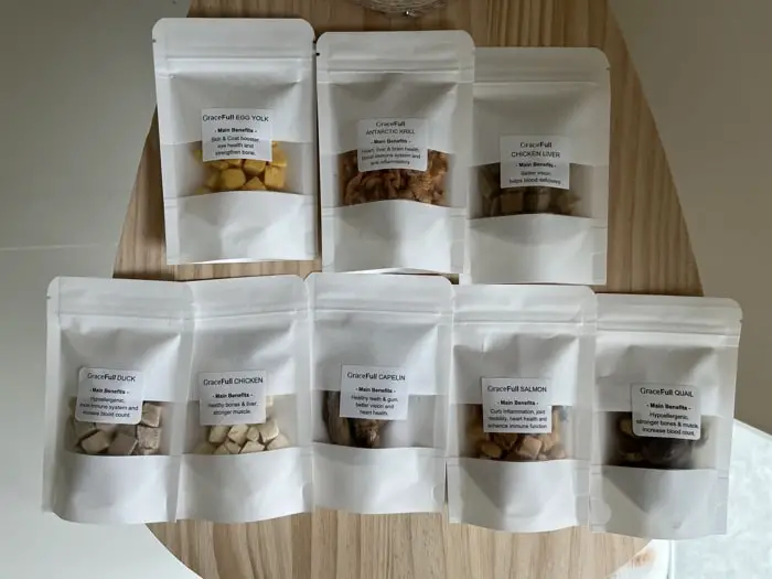 8 Assorted Flavors Of GraceFull RAW Freeze Dried Food In Sample Packs
