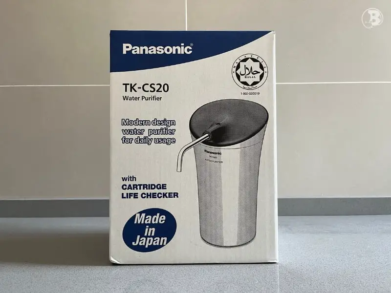 Front Of Packaging For The Panasonic Water Purifier TK-CS20