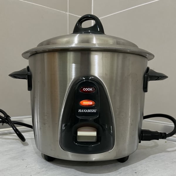 Hanabishi 3 Ply Stainless Steel Rice Cooker 1.0L HA3166R