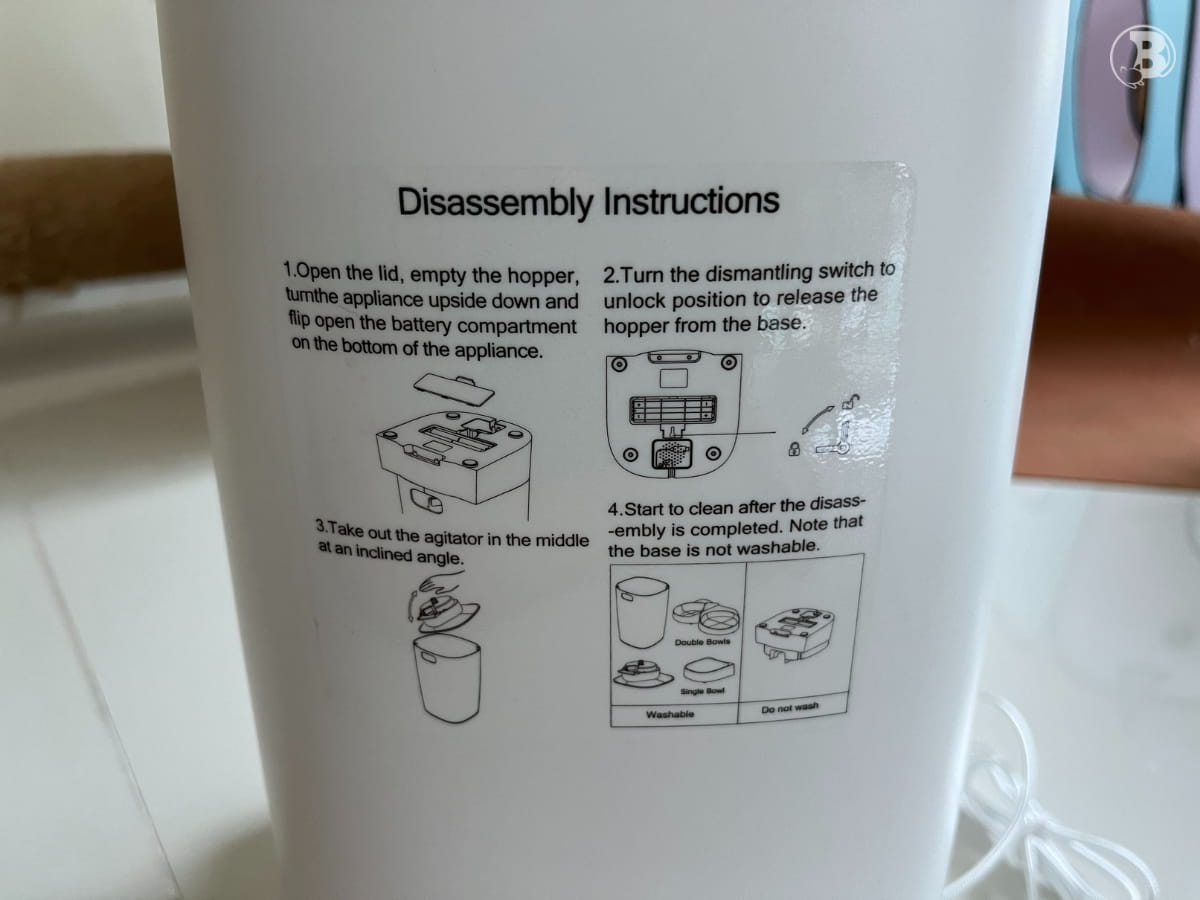 Instructions At The Side Of The ROJECO 4L Automatic Pet Feeder PTM-001