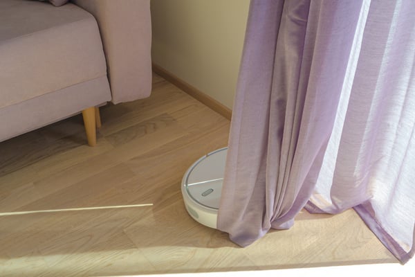 Some Robot Vacuum Cleaners Cannot Detect Obstacles Very Well