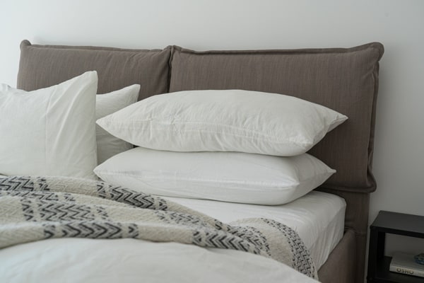 The Right Combination Of Pillows And Mattress Type Can Go A Long Way