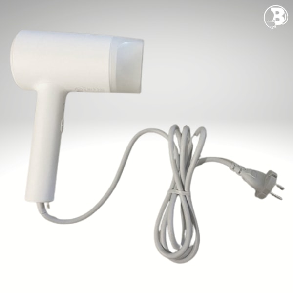 XiaoMi Ionic Electric Hair Dryer CMJO1LX3 With Magnetic Nozzle Attachment On
